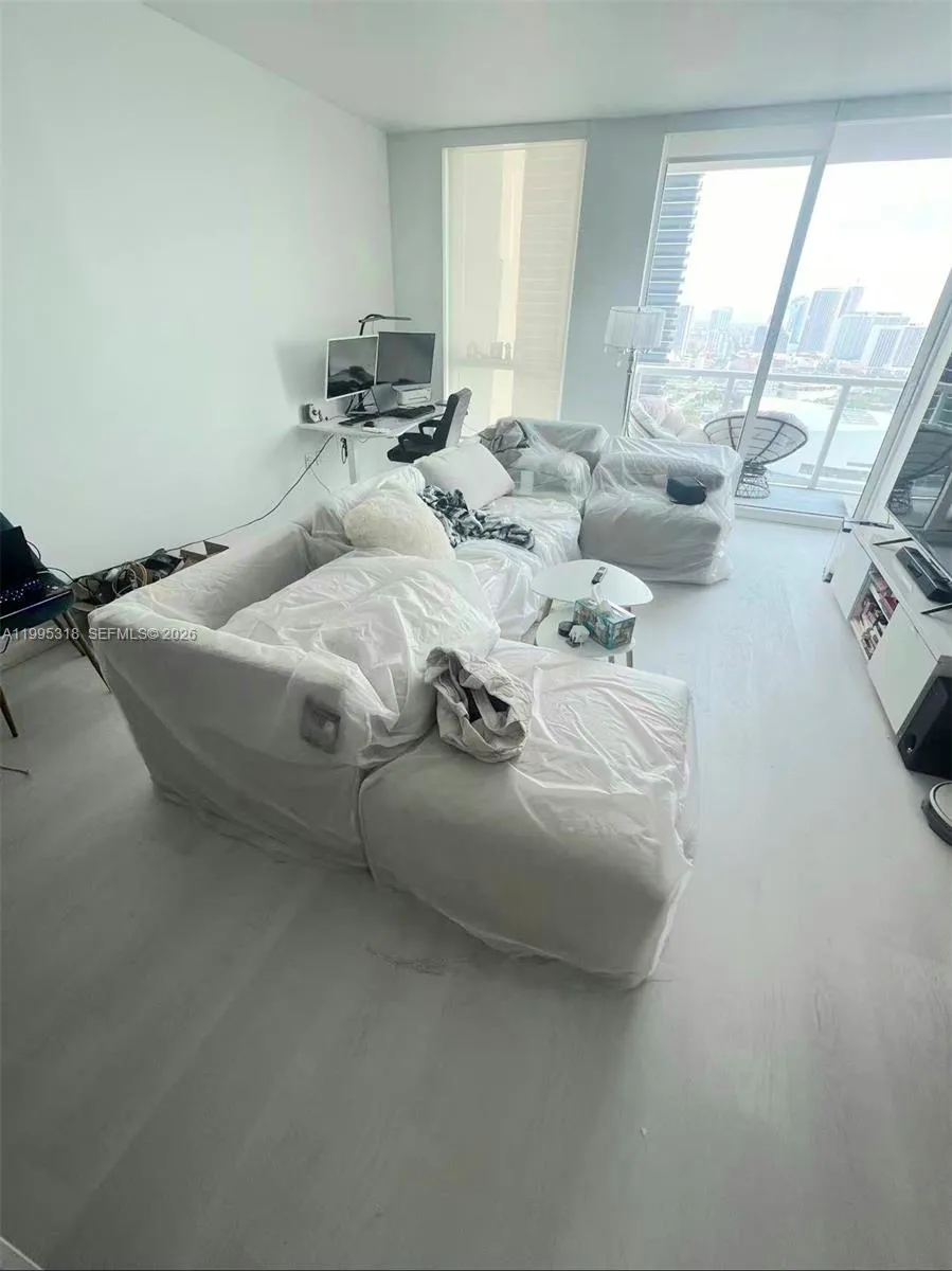 244 Biscayne Blvd 3206, Miami, Florida 33132, Miami, Florida 33132, 1 Bedroom Bedrooms, ,1 BathroomBathrooms,Residential Lease,For Rent,244 Biscayne Blvd 3206, Miami, Florida 33132,A11995318