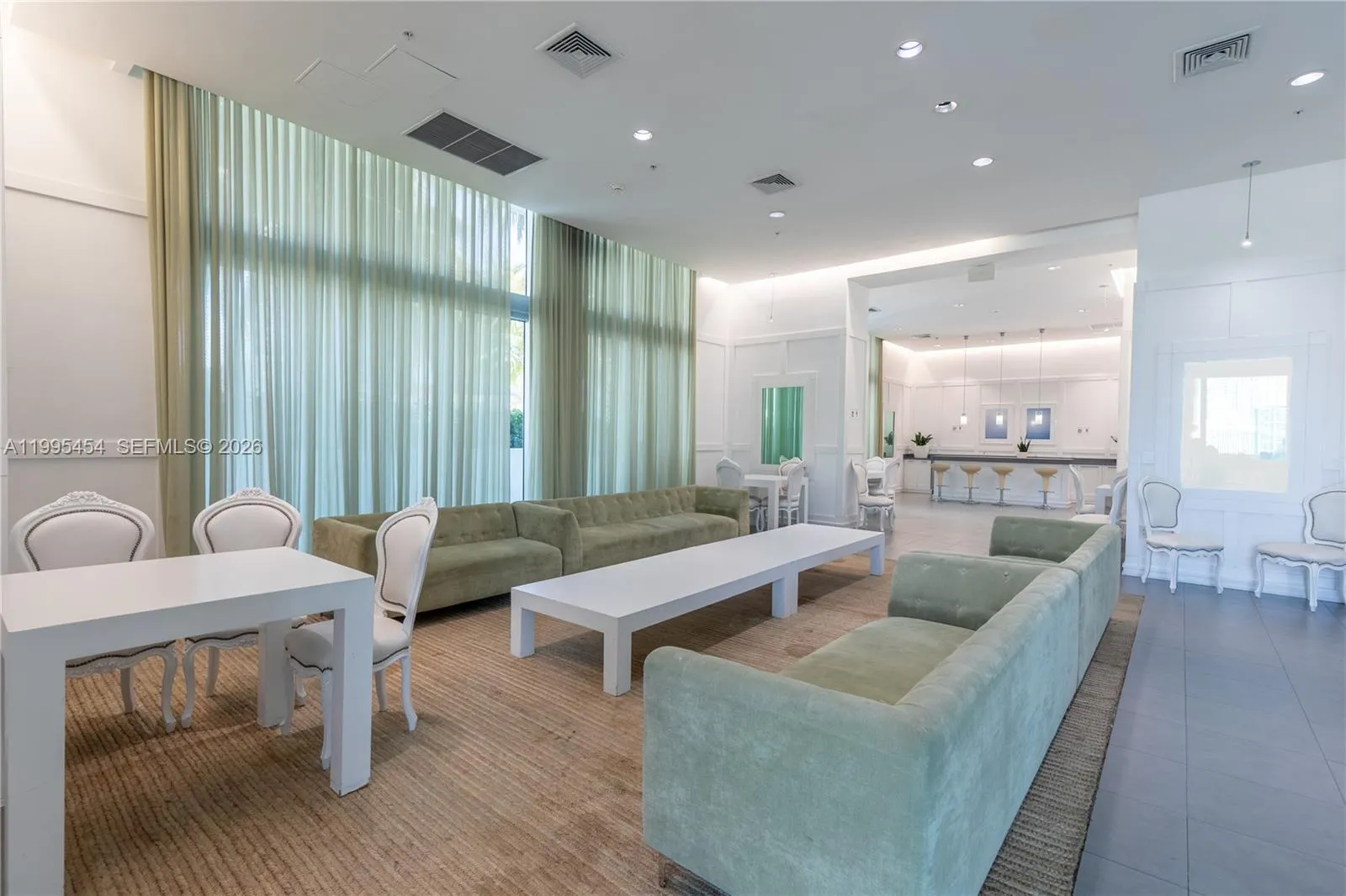 90 Sw 3rd St 3806, Miami, Florida 33130, Miami, Florida 33130, 2 Bedrooms Bedrooms, ,2 BathroomsBathrooms,Residential Lease,For Rent,90 Sw 3rd St 3806, Miami, Florida 33130,A11995454