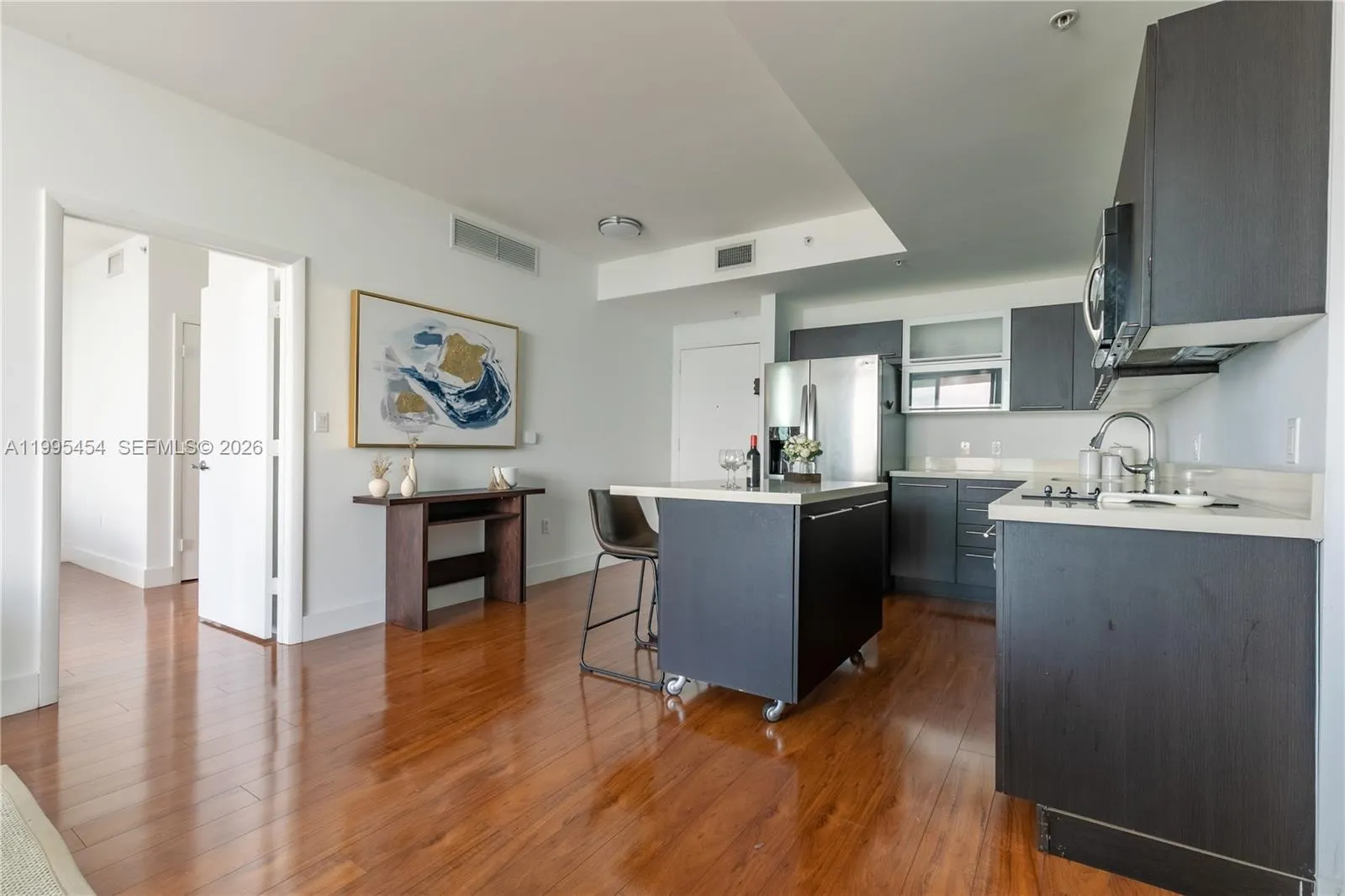 90 Sw 3rd St 3806, Miami, Florida 33130, Miami, Florida 33130, 2 Bedrooms Bedrooms, ,2 BathroomsBathrooms,Residential Lease,For Rent,90 Sw 3rd St 3806, Miami, Florida 33130,A11995454