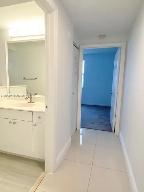 17100 N Bay Rd 1604, Sunny Isles Beach, Florida 33, Sunny Isles Beach, Florida 33160, 3 Bedrooms Bedrooms, ,2 BathroomsBathrooms,Residential Lease,For Rent,17100 N Bay Rd 1604, Sunny Isles Beach, Florida 33,A11995470