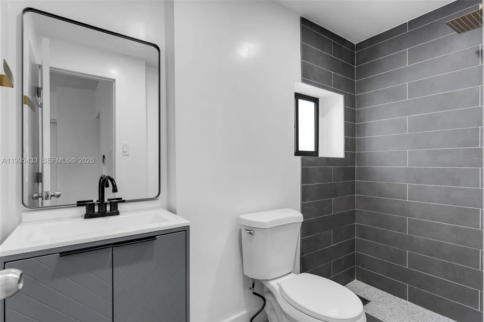 5790 Sw 5th St Rear, Miami, Florida 33144, Miami, Florida 33144, 1 Bedroom Bedrooms, ,1 BathroomBathrooms,Residential Lease,For Rent,5790 Sw 5th St Rear, Miami, Florida 33144,A11995433