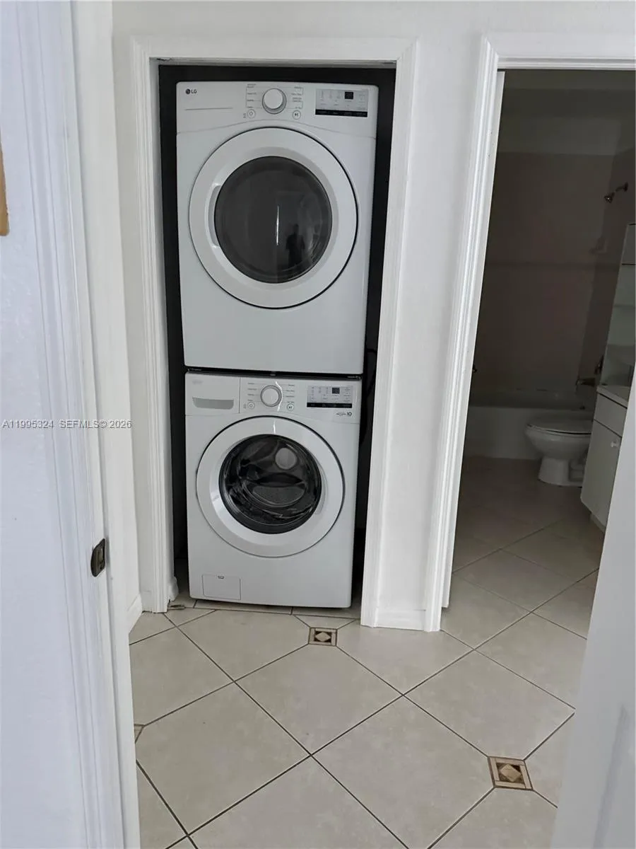 27270 Sw 138th Ct 1, Homestead, Florida 33032, Homestead, Florida 33032, 3 Bedrooms Bedrooms, ,2 BathroomsBathrooms,Residential Lease,For Rent,27270 Sw 138th Ct 1, Homestead, Florida 33032,A11995324