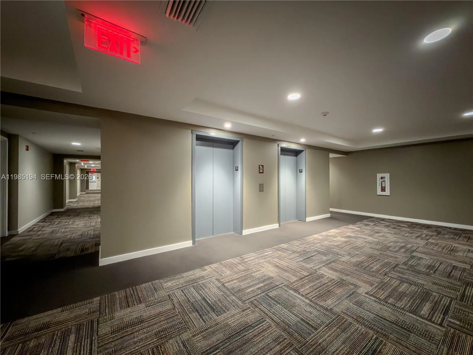 7825 Nw 107th Ave 301, Doral, Florida 33178, Doral, Florida 33178, 3 Bedrooms Bedrooms, ,2 BathroomsBathrooms,Residential,For Sale,7825 Nw 107th Ave 301, Doral, Florida 33178,A11985194