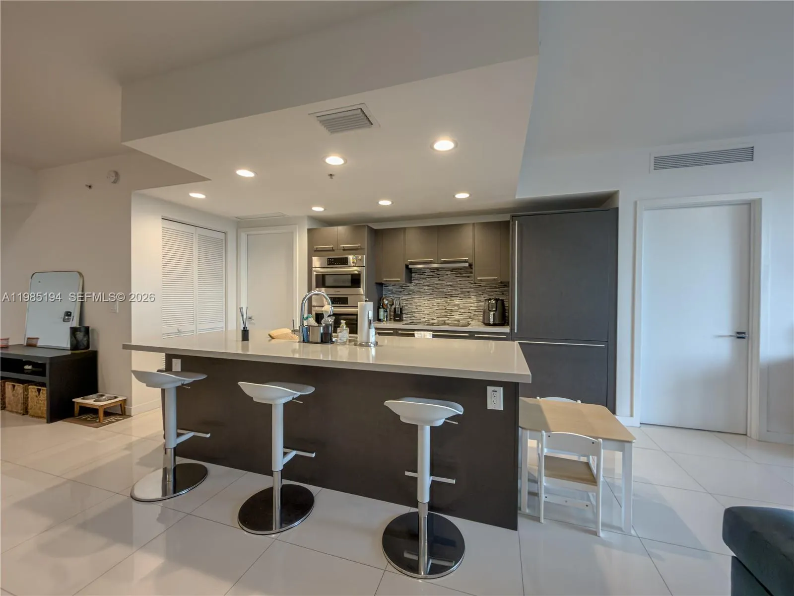 7825 Nw 107th Ave 301, Doral, Florida 33178, Doral, Florida 33178, 3 Bedrooms Bedrooms, ,2 BathroomsBathrooms,Residential,For Sale,7825 Nw 107th Ave 301, Doral, Florida 33178,A11985194