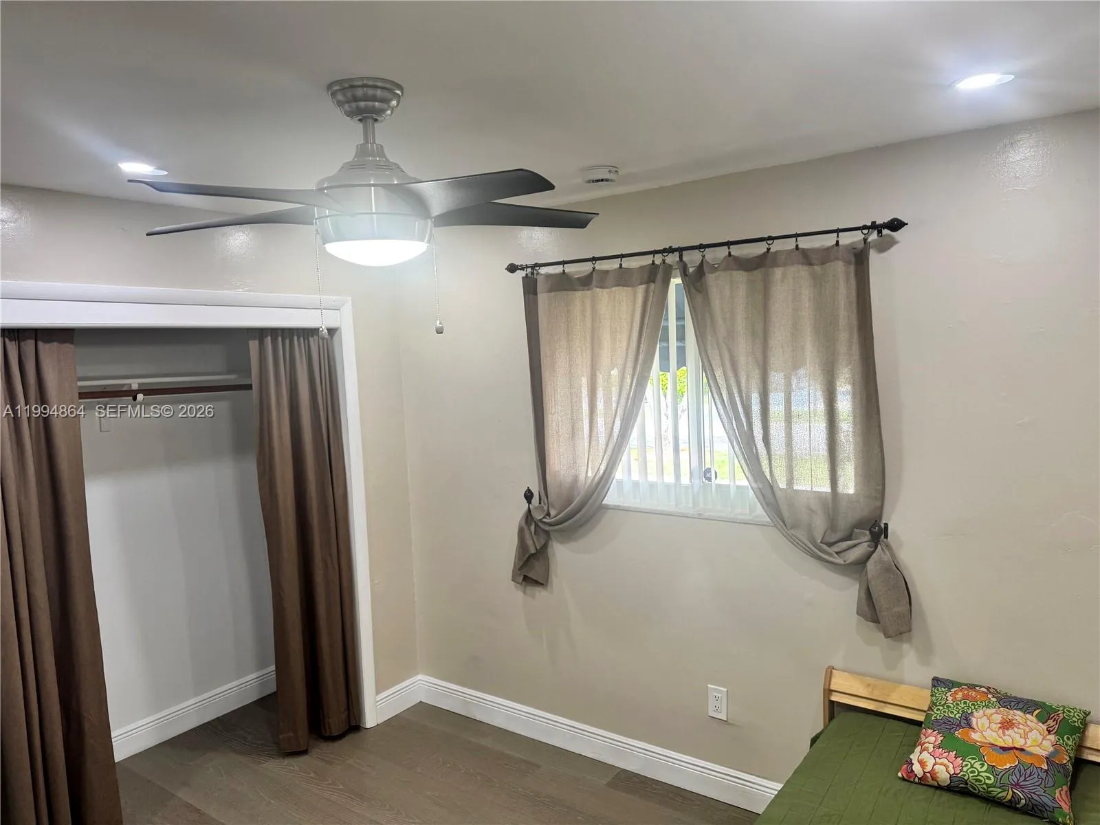 Recessed lighting, fan and closet space