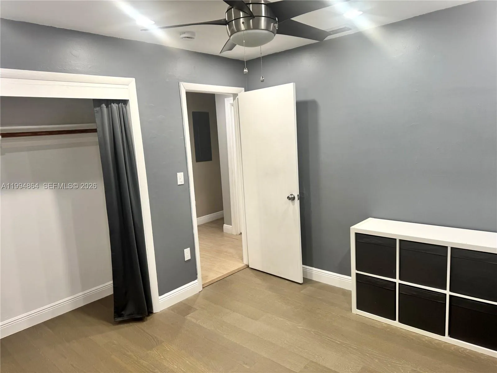 Recessed lighting, fan and closet space