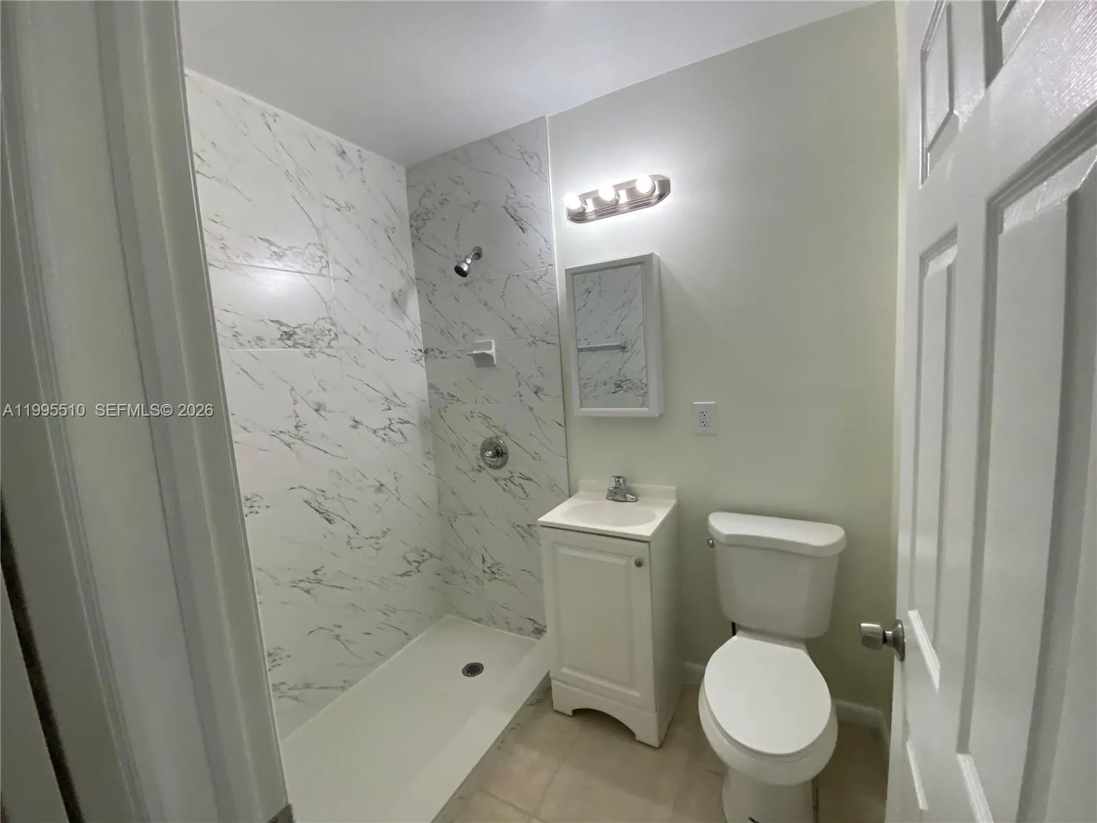 Miami, Florida 33128, 1 Bedroom Bedrooms, ,1 BathroomBathrooms,Residential Lease,For Rent,A11995510