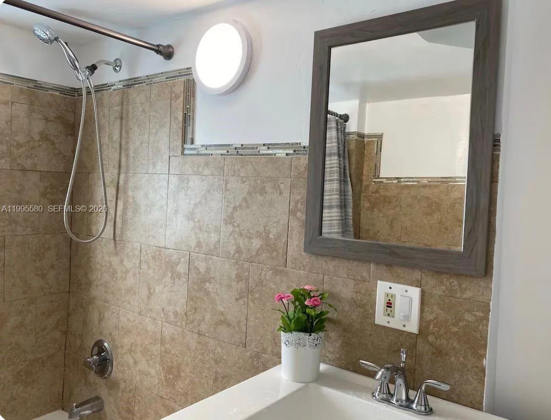 Dania Beach, Florida 33004, Dania Beach, Florida 33004, 6 Bedrooms Bedrooms, ,2 BathroomsBathrooms,Residential,For Sale, Dania Beach, Florida 33004,A11995580