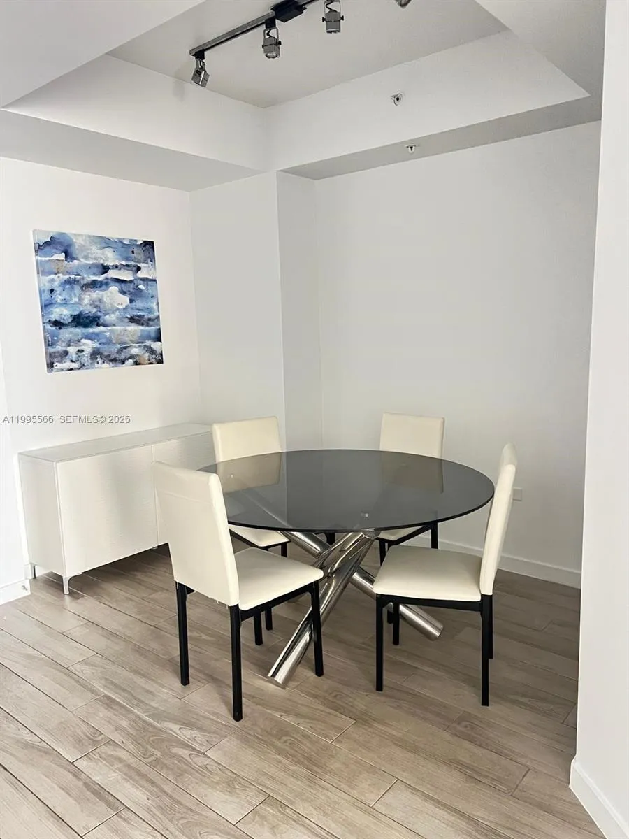 999 Sw 1st Ave 1807, Miami, Florida 33130, Miami, Florida 33130, 2 Bedrooms Bedrooms, ,2 BathroomsBathrooms,Residential Lease,For Rent,999 Sw 1st Ave 1807, Miami, Florida 33130,A11995566