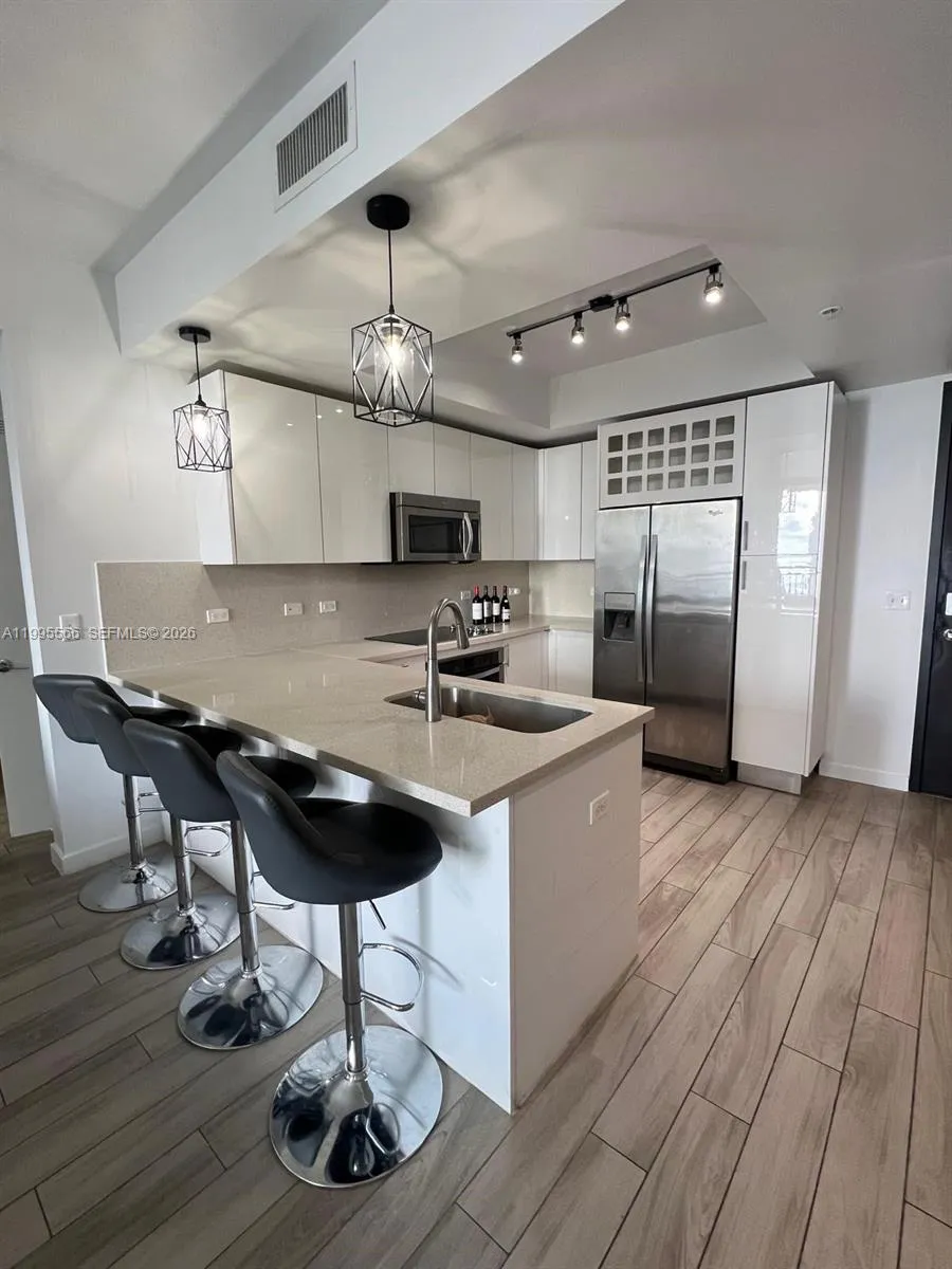 999 Sw 1st Ave 1807, Miami, Florida 33130, Miami, Florida 33130, 2 Bedrooms Bedrooms, ,2 BathroomsBathrooms,Residential Lease,For Rent,999 Sw 1st Ave 1807, Miami, Florida 33130,A11995566