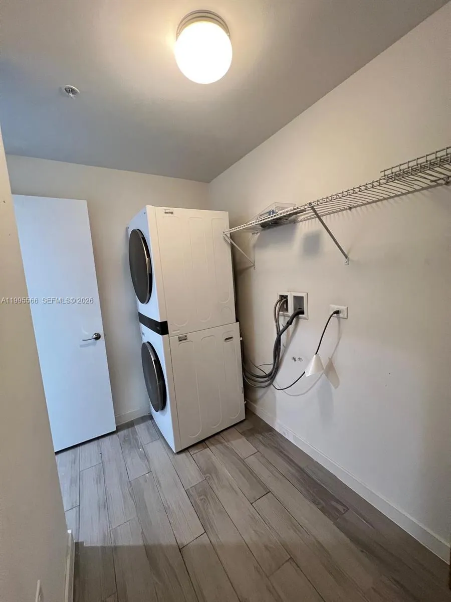 999 Sw 1st Ave 1807, Miami, Florida 33130, Miami, Florida 33130, 2 Bedrooms Bedrooms, ,2 BathroomsBathrooms,Residential Lease,For Rent,999 Sw 1st Ave 1807, Miami, Florida 33130,A11995566