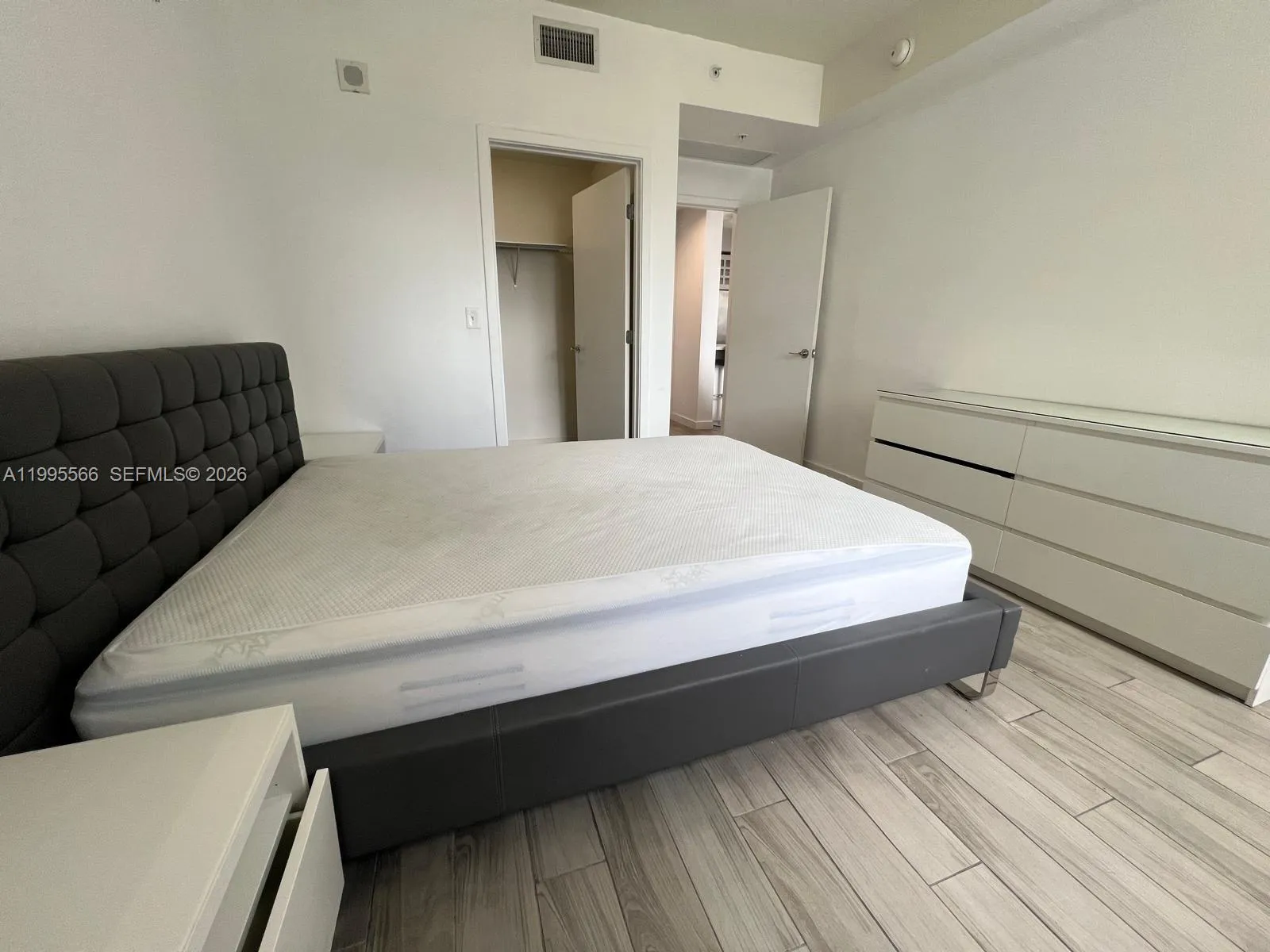 999 Sw 1st Ave 1807, Miami, Florida 33130, Miami, Florida 33130, 2 Bedrooms Bedrooms, ,2 BathroomsBathrooms,Residential Lease,For Rent,999 Sw 1st Ave 1807, Miami, Florida 33130,A11995566