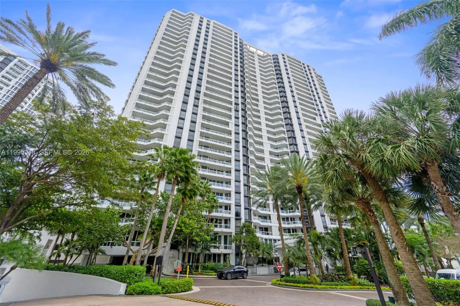 21055 Yacht Club Dr 3002, Aventura, Florida 33180, Aventura, Florida 33180, 2 Bedrooms Bedrooms, ,2 BathroomsBathrooms,Residential Lease,For Rent,21055 Yacht Club Dr 3002, Aventura, Florida 33180,A11990318