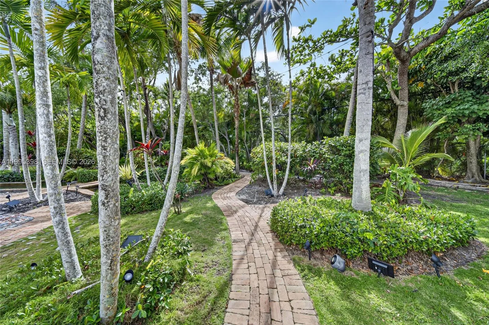 12330 Pine Needle Ln, Pinecrest, Florida 33156, Pinecrest, Florida 33156, 4 Bedrooms Bedrooms, ,3 BathroomsBathrooms,Residential,For Sale,12330 Pine Needle Ln, Pinecrest, Florida 33156,A11995398