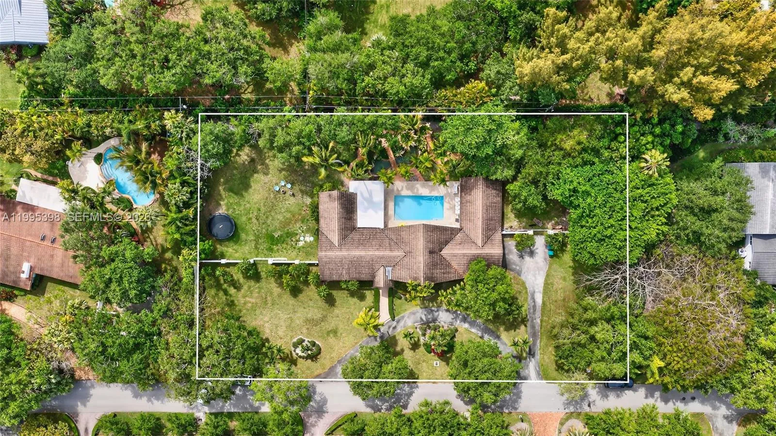 12330 Pine Needle Ln, Pinecrest, Florida 33156, Pinecrest, Florida 33156, 4 Bedrooms Bedrooms, ,3 BathroomsBathrooms,Residential,For Sale,12330 Pine Needle Ln, Pinecrest, Florida 33156,A11995398