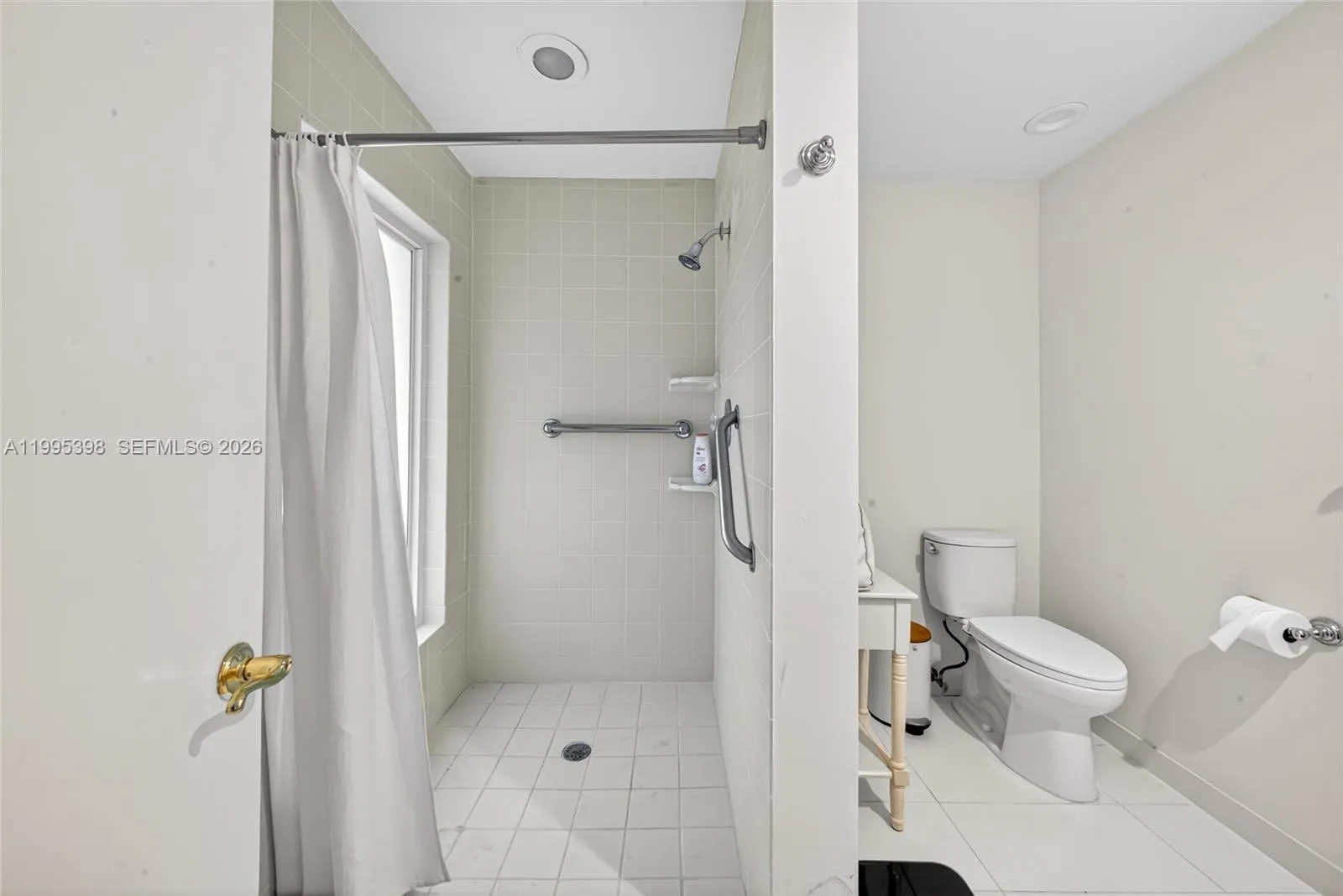 12330 Pine Needle Ln, Pinecrest, Florida 33156, Pinecrest, Florida 33156, 4 Bedrooms Bedrooms, ,3 BathroomsBathrooms,Residential,For Sale,12330 Pine Needle Ln, Pinecrest, Florida 33156,A11995398