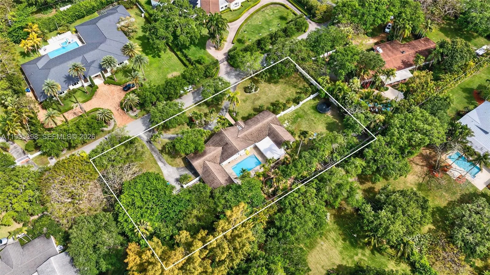 12330 Pine Needle Ln, Pinecrest, Florida 33156, Pinecrest, Florida 33156, 4 Bedrooms Bedrooms, ,3 BathroomsBathrooms,Residential,For Sale,12330 Pine Needle Ln, Pinecrest, Florida 33156,A11995398