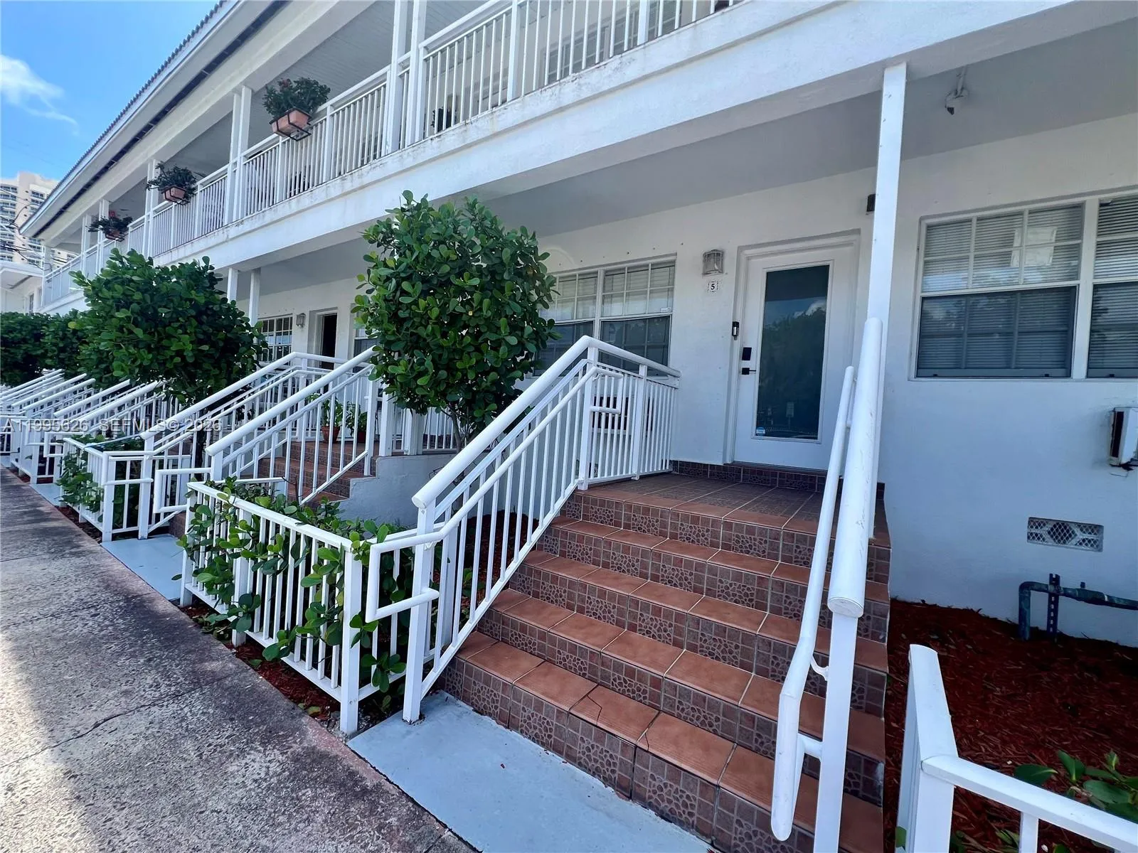 Miami Beach, Florida 33141, Miami Beach, Florida 33141, ,1 BathroomBathrooms,Residential Lease,For Rent, Miami Beach, Florida 33141,A11995626