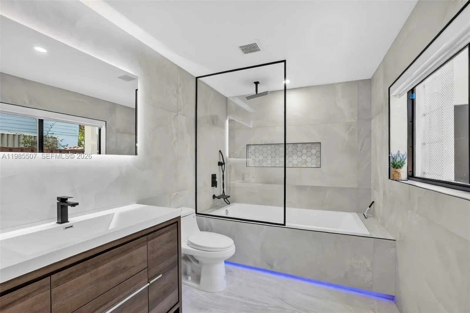 3000 Riverland Rd, Fort Lauderdale, Florida 33312, Fort Lauderdale, Florida 33312, 6 Bedrooms Bedrooms, ,6 BathroomsBathrooms,Residential,For Sale,3000 Riverland Rd, Fort Lauderdale, Florida 33312,A11985507