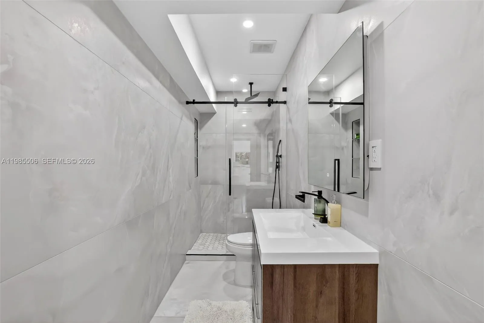 3000 Riverland Rd, Fort Lauderdale, Florida 33312, Fort Lauderdale, Florida 33312, 6 Bedrooms Bedrooms, ,6 BathroomsBathrooms,Residential Lease,For Rent,3000 Riverland Rd, Fort Lauderdale, Florida 33312,A11985506