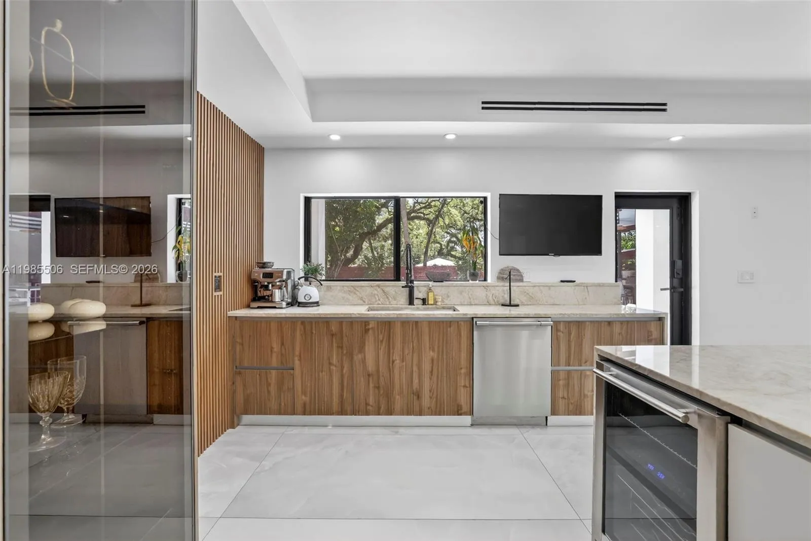 3000 Riverland Rd, Fort Lauderdale, Florida 33312, Fort Lauderdale, Florida 33312, 6 Bedrooms Bedrooms, ,6 BathroomsBathrooms,Residential Lease,For Rent,3000 Riverland Rd, Fort Lauderdale, Florida 33312,A11985506