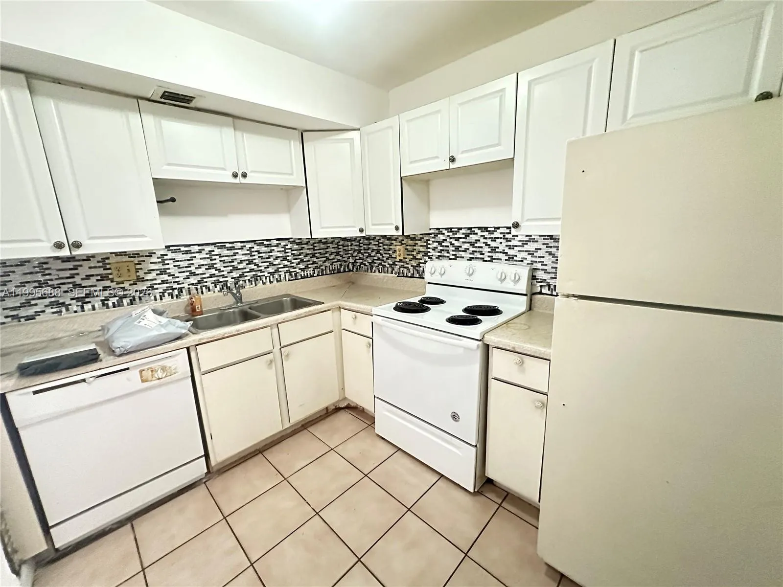 3600 Nw 21st St 309, Lauderdale Lakes, Florida 333, Lauderdale Lakes, Florida 33311, 2 Bedrooms Bedrooms, ,2 BathroomsBathrooms,Residential,For Sale,3600 Nw 21st St 309, Lauderdale Lakes, Florida 333,A11995688