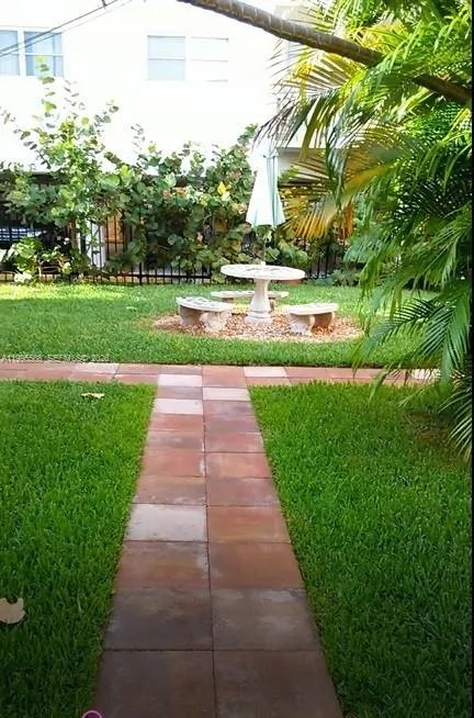 710 Pennsylvania Av 4, Miami Beach, Florida 33139, Miami Beach, Florida 33139, 1 Bedroom Bedrooms, ,1 BathroomBathrooms,Residential Lease,For Rent,710 Pennsylvania Av 4, Miami Beach, Florida 33139,A11995588