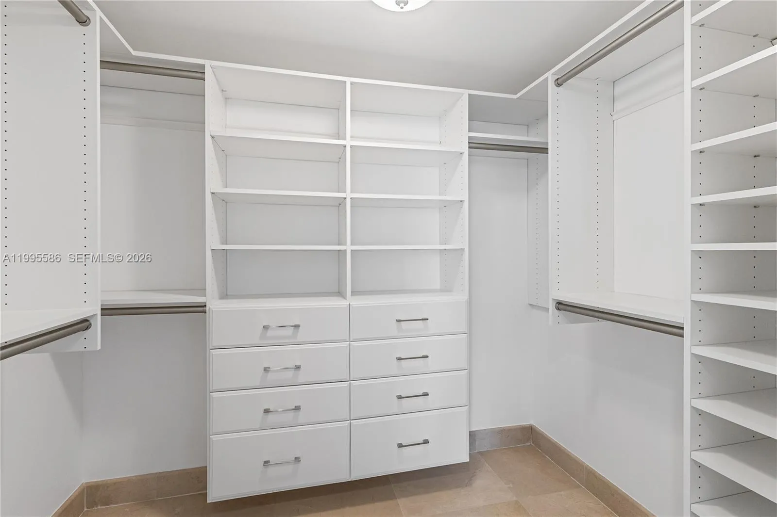 1250 S Miami Ave 3506, Miami, Florida 33130, Miami, Florida 33130, 3 Bedrooms Bedrooms, ,2 BathroomsBathrooms,Residential,For Sale,1250 S Miami Ave 3506, Miami, Florida 33130,A11995586