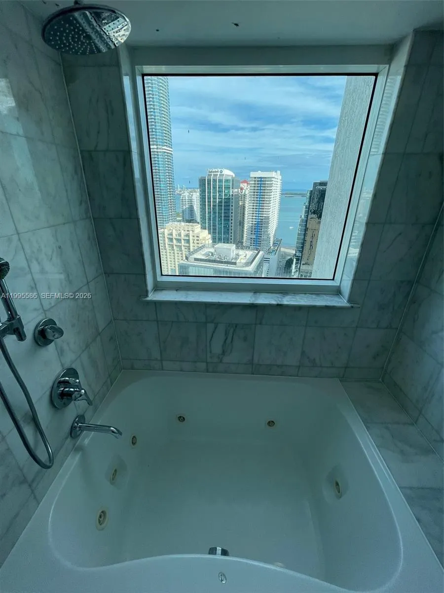 1250 S Miami Ave 3506, Miami, Florida 33130, Miami, Florida 33130, 3 Bedrooms Bedrooms, ,2 BathroomsBathrooms,Residential,For Sale,1250 S Miami Ave 3506, Miami, Florida 33130,A11995586
