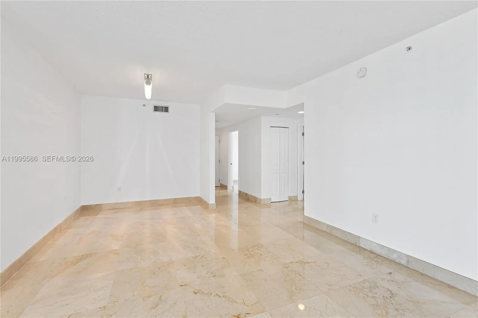 1250 S Miami Ave 3506, Miami, Florida 33130, Miami, Florida 33130, 3 Bedrooms Bedrooms, ,2 BathroomsBathrooms,Residential,For Sale,1250 S Miami Ave 3506, Miami, Florida 33130,A11995586
