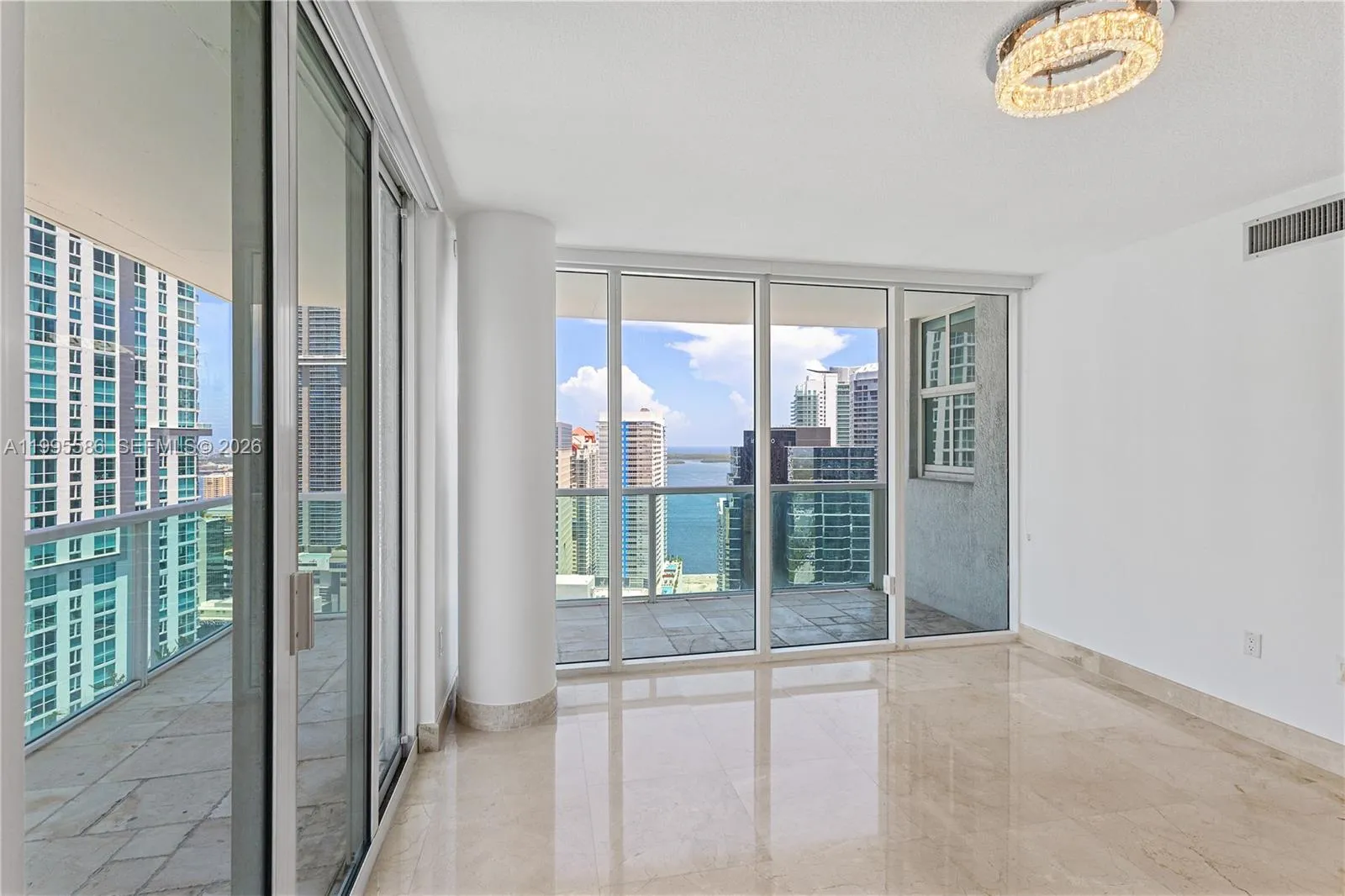 1250 S Miami Ave 3506, Miami, Florida 33130, Miami, Florida 33130, 3 Bedrooms Bedrooms, ,2 BathroomsBathrooms,Residential,For Sale,1250 S Miami Ave 3506, Miami, Florida 33130,A11995586