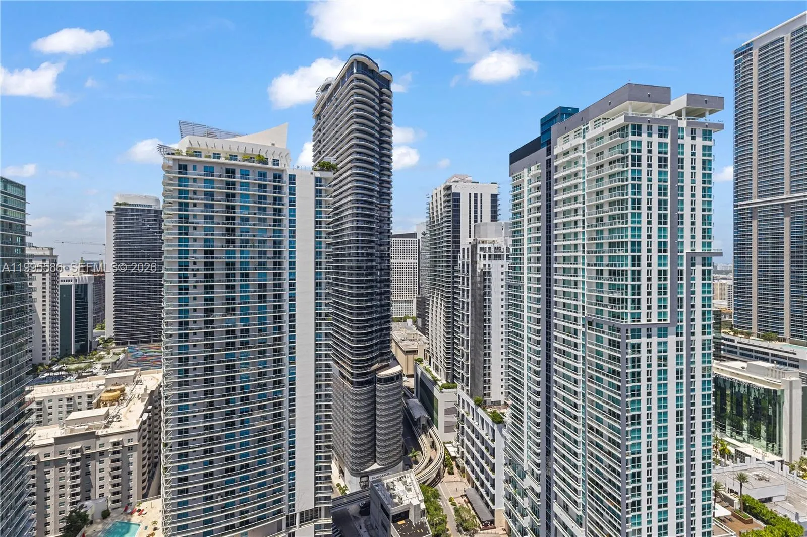1250 S Miami Ave 3506, Miami, Florida 33130, Miami, Florida 33130, 3 Bedrooms Bedrooms, ,2 BathroomsBathrooms,Residential,For Sale,1250 S Miami Ave 3506, Miami, Florida 33130,A11995586