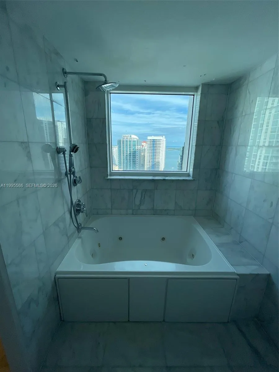 1250 S Miami Ave 3506, Miami, Florida 33130, Miami, Florida 33130, 3 Bedrooms Bedrooms, ,2 BathroomsBathrooms,Residential,For Sale,1250 S Miami Ave 3506, Miami, Florida 33130,A11995586