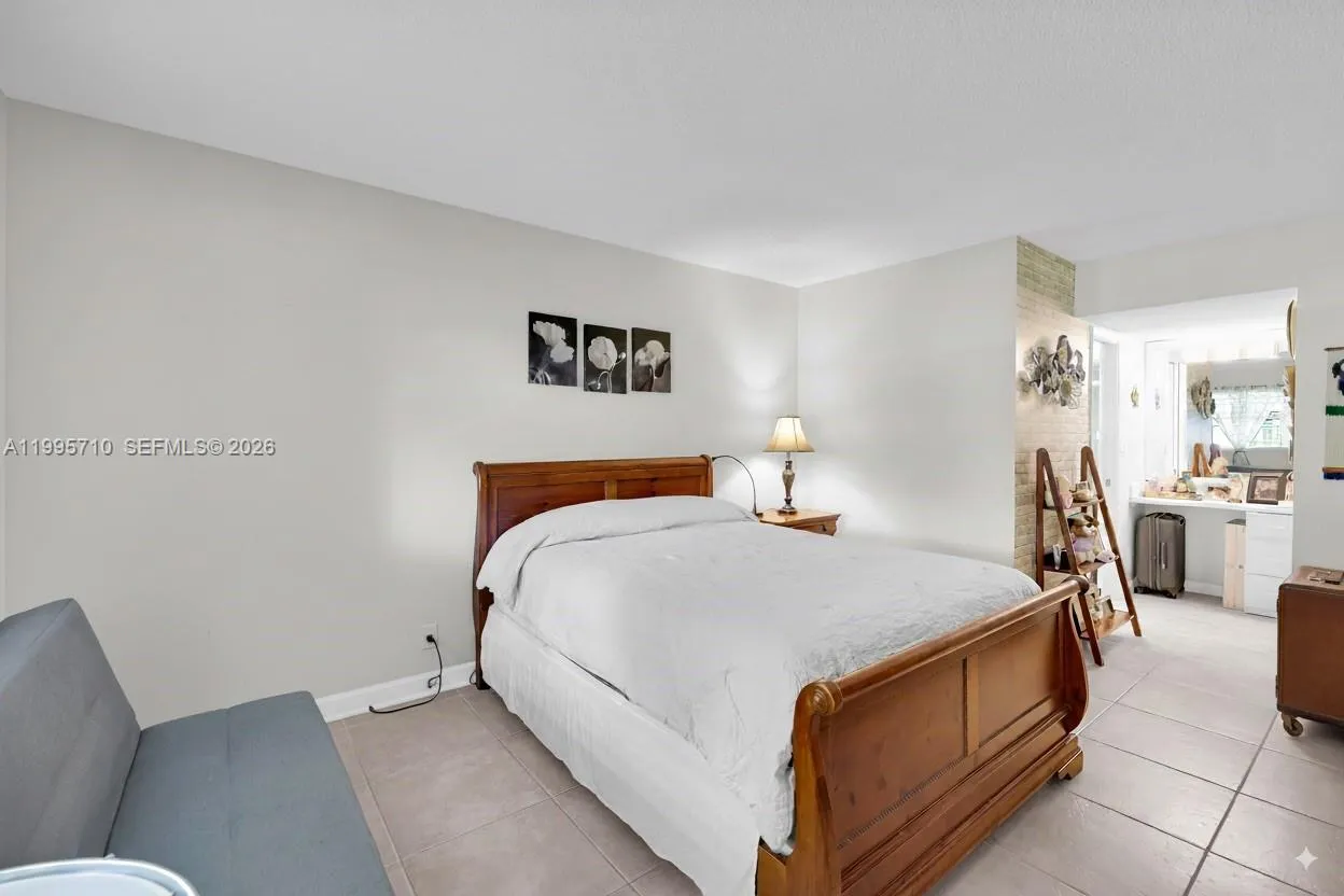 3301 S Palm Aire Dr 106, Pompano Beach, Florida 33, Pompano Beach, Florida 33069, 2 Bedrooms Bedrooms, ,2 BathroomsBathrooms,Residential,For Sale,3301 S Palm Aire Dr 106, Pompano Beach, Florida 33,A11995710