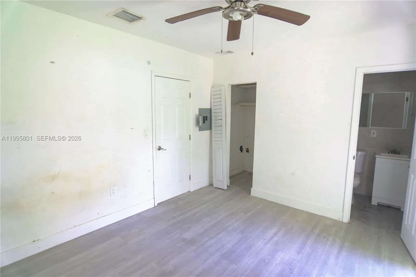 270 Nw 35th St, Miami, Florida 33127, Miami, Florida 33127, ,Residential Income,For Sale,270 Nw 35th St, Miami, Florida 33127,A11995801