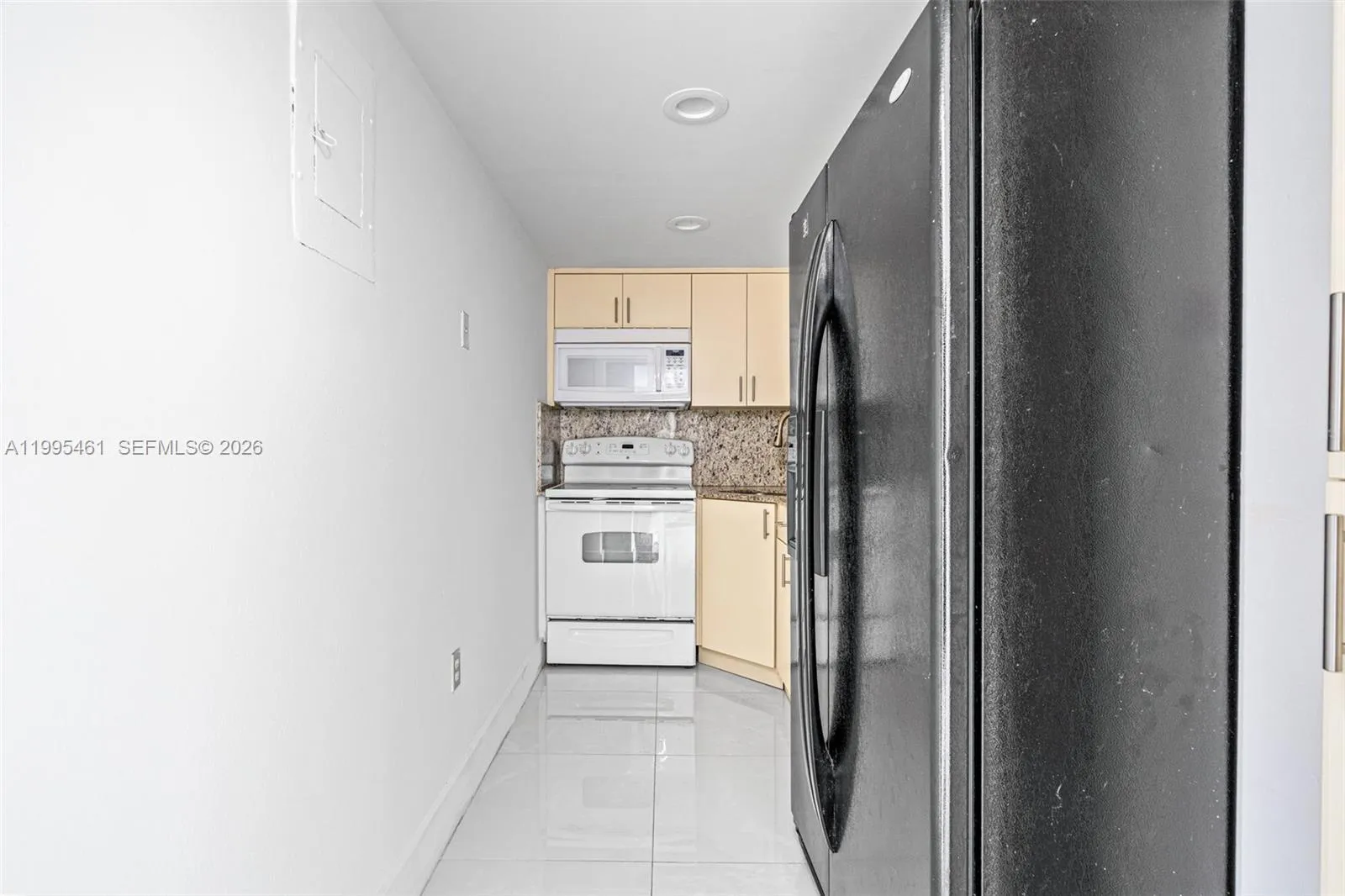 4801 Nw 7th Street 40716, Miami, Florida 33126, Miami, Florida 33126, 2 Bedrooms Bedrooms, ,2 BathroomsBathrooms,Residential Lease,For Rent,4801 Nw 7th Street 40716, Miami, Florida 33126,A11995461