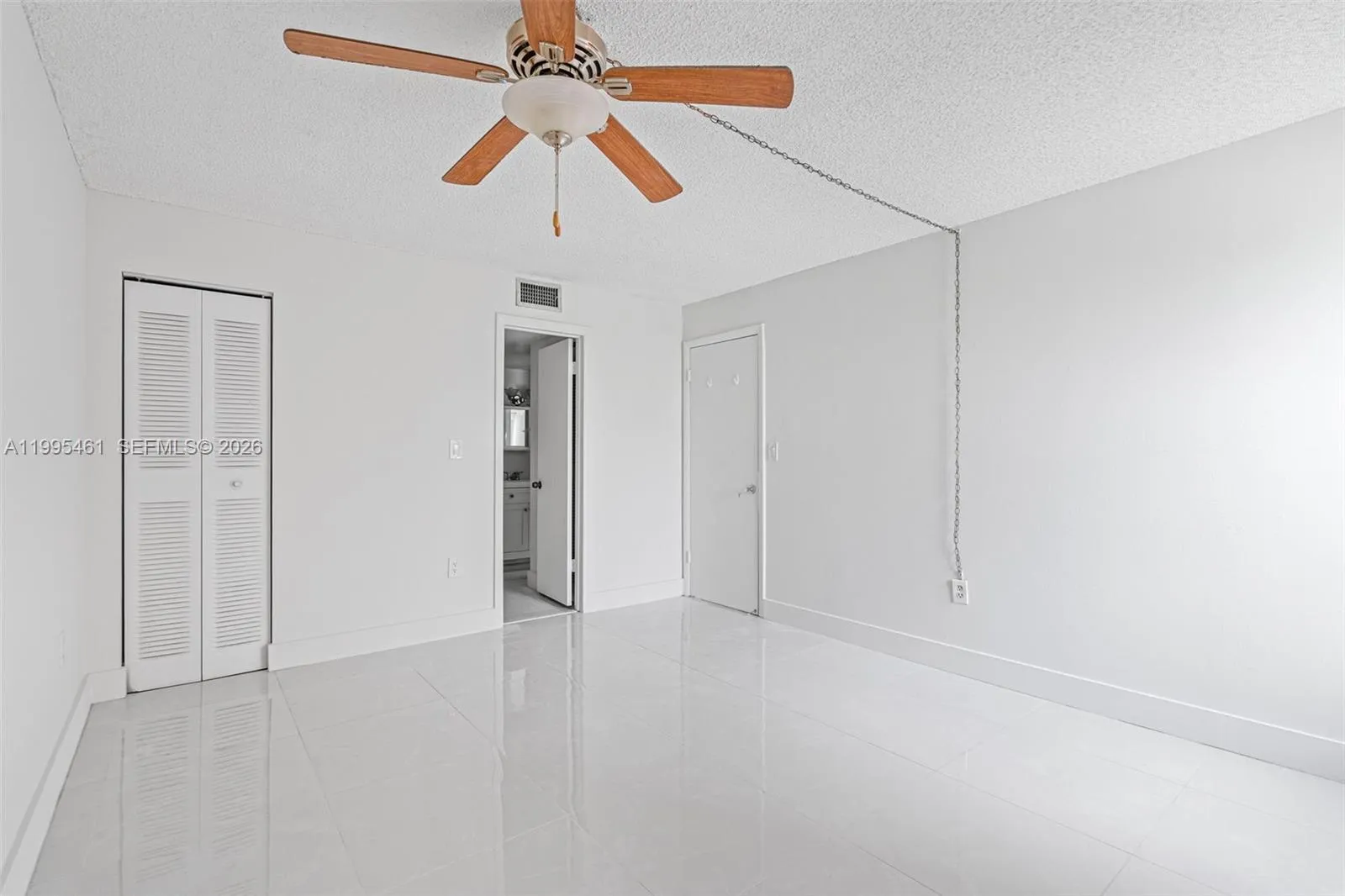 4801 Nw 7th Street 40716, Miami, Florida 33126, Miami, Florida 33126, 2 Bedrooms Bedrooms, ,2 BathroomsBathrooms,Residential Lease,For Rent,4801 Nw 7th Street 40716, Miami, Florida 33126,A11995461