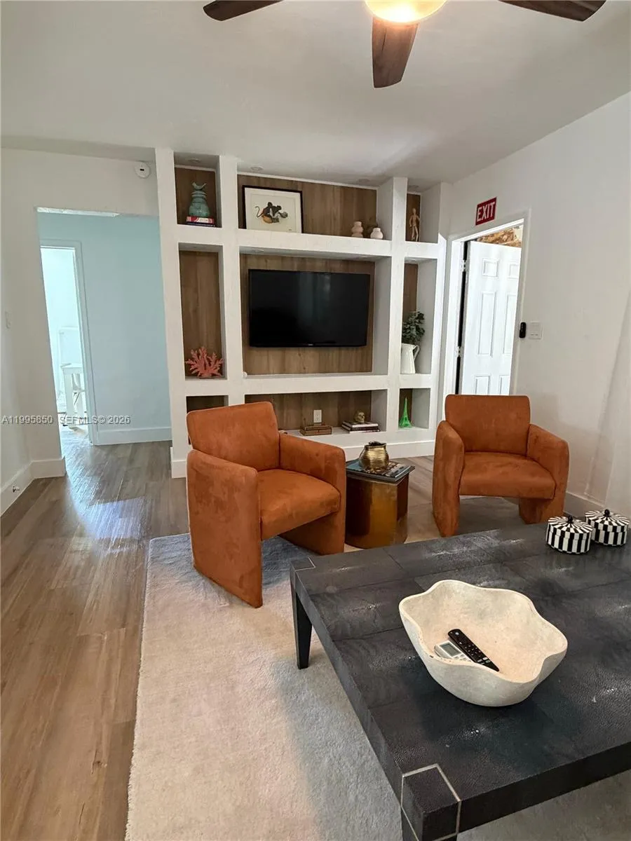 11201 Ne 10th Ave 11201, Biscayne Park, Florida 33, Biscayne Park, Florida 33161, 2 Bedrooms Bedrooms, ,1 BathroomBathrooms,Residential Lease,For Rent,11201 Ne 10th Ave 11201, Biscayne Park, Florida 33,A11995850