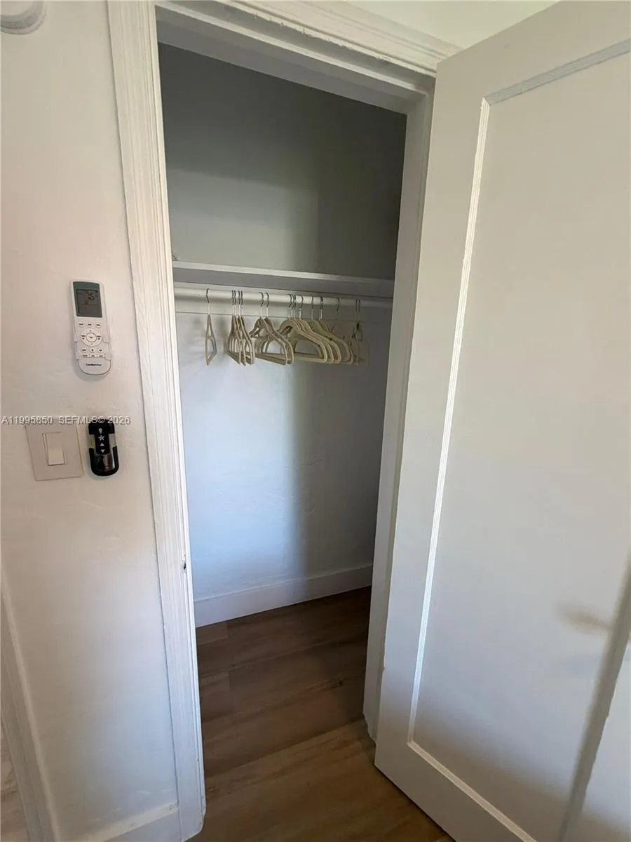 11201 Ne 10th Ave 11201, Biscayne Park, Florida 33, Biscayne Park, Florida 33161, 2 Bedrooms Bedrooms, ,1 BathroomBathrooms,Residential Lease,For Rent,11201 Ne 10th Ave 11201, Biscayne Park, Florida 33,A11995850