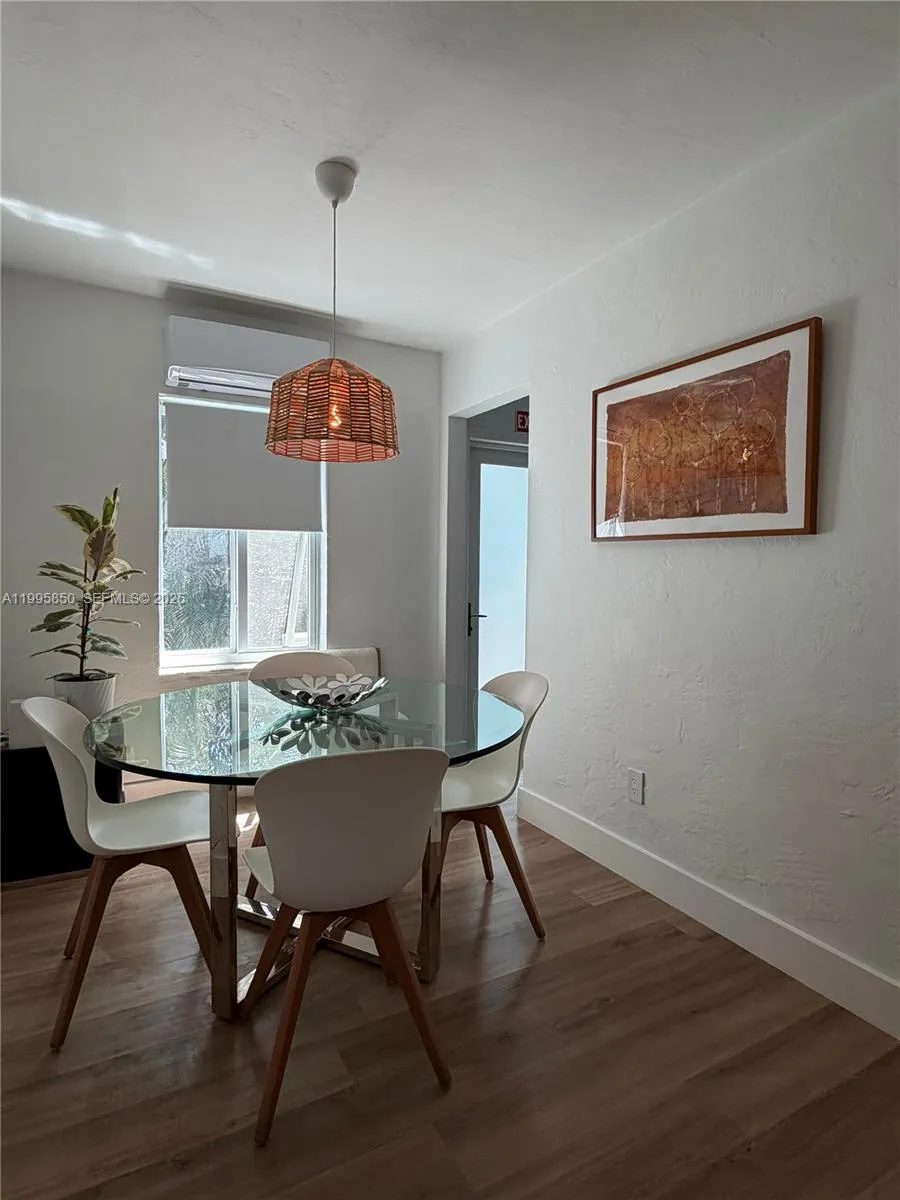 11201 Ne 10th Ave 11201, Biscayne Park, Florida 33, Biscayne Park, Florida 33161, 2 Bedrooms Bedrooms, ,1 BathroomBathrooms,Residential Lease,For Rent,11201 Ne 10th Ave 11201, Biscayne Park, Florida 33,A11995850