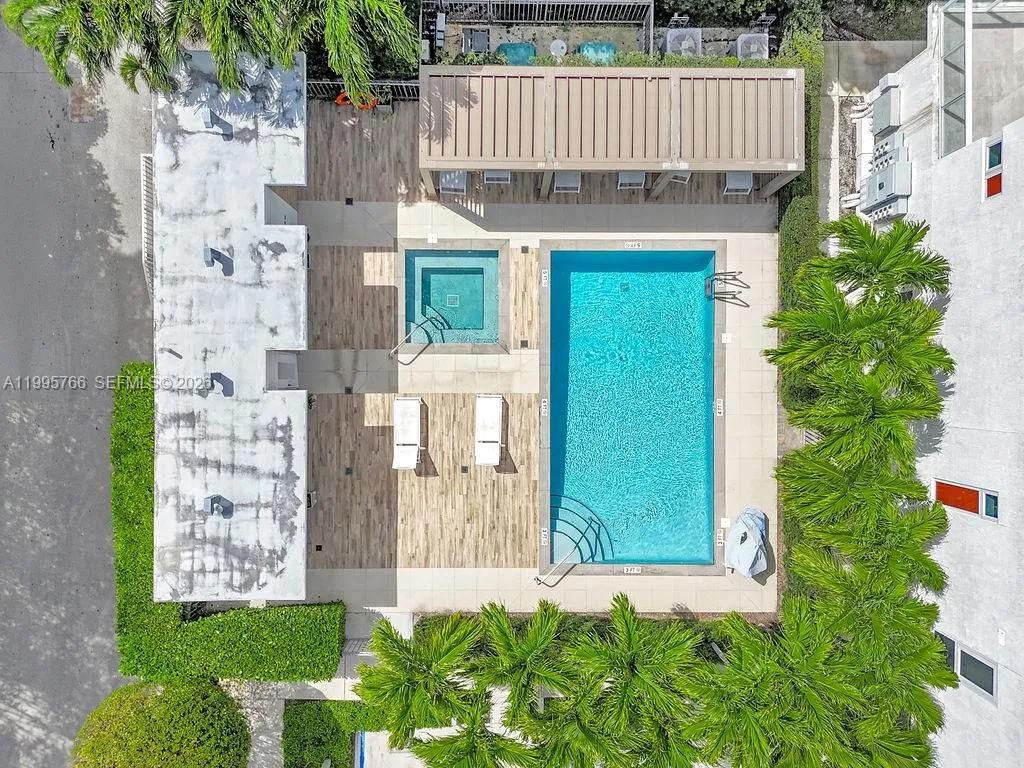 455 Ne 39th St 205, Miami, Florida 33137, Miami, Florida 33137, 2 Bedrooms Bedrooms, ,2 BathroomsBathrooms,Residential,For Sale,455 Ne 39th St 205, Miami, Florida 33137,A11995766