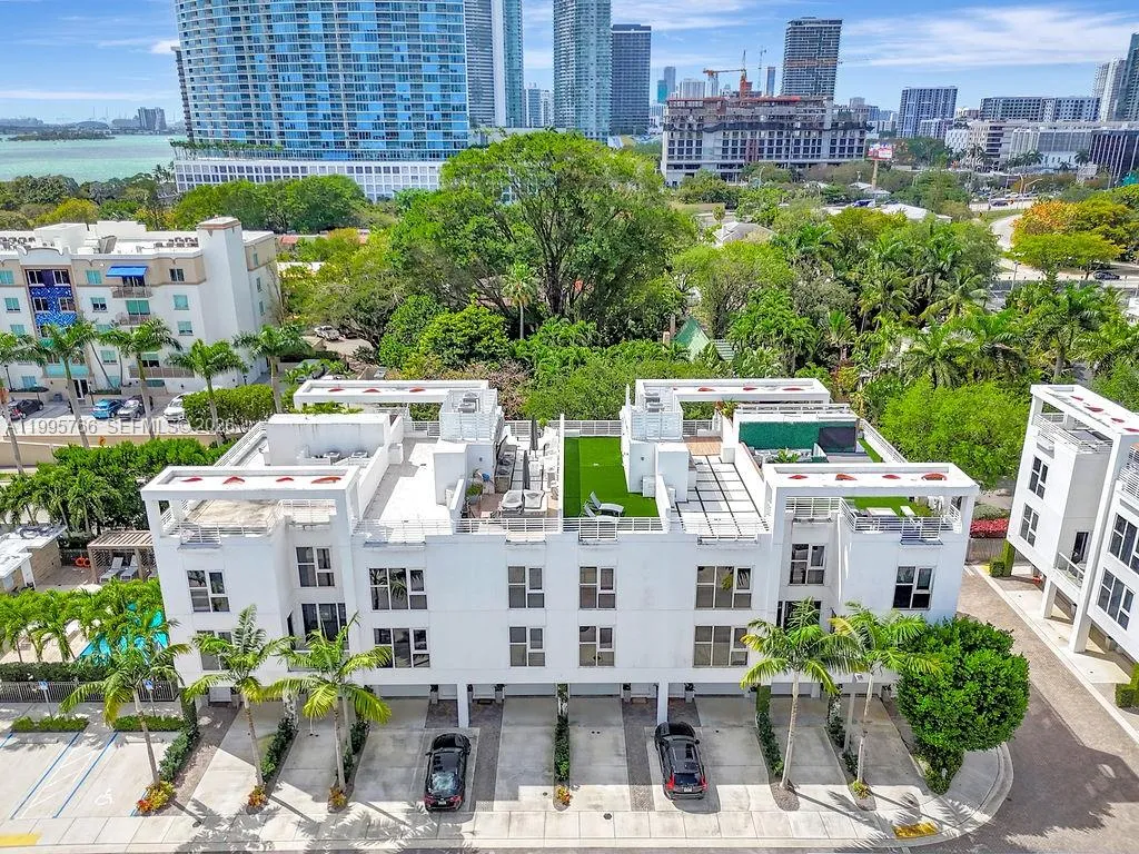 455 Ne 39th St 205, Miami, Florida 33137, Miami, Florida 33137, 2 Bedrooms Bedrooms, ,2 BathroomsBathrooms,Residential,For Sale,455 Ne 39th St 205, Miami, Florida 33137,A11995766