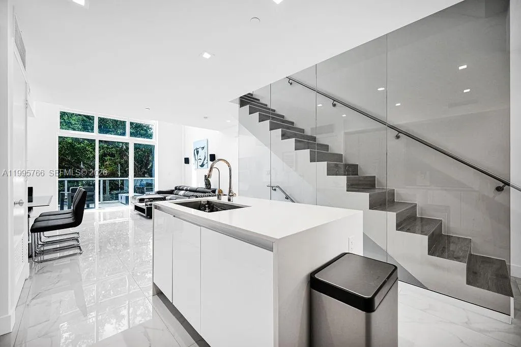 455 Ne 39th St 205, Miami, Florida 33137, Miami, Florida 33137, 2 Bedrooms Bedrooms, ,2 BathroomsBathrooms,Residential,For Sale,455 Ne 39th St 205, Miami, Florida 33137,A11995766