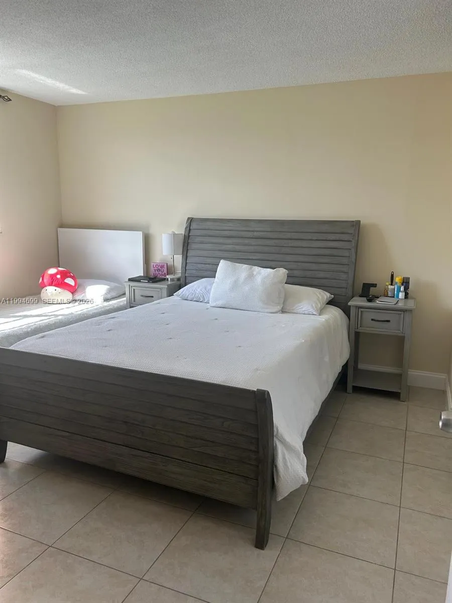 1700 Ne 191st St 304, Miami, Florida 33179, Miami, Florida 33179, 1 Bedroom Bedrooms, ,1 BathroomBathrooms,Residential,For Sale,1700 Ne 191st St 304, Miami, Florida 33179,A11994699