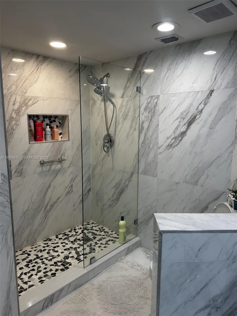 19195 Ne 36th Ct 201, Aventura, Florida 33180, Aventura, Florida 33180, 2 Bedrooms Bedrooms, ,2 BathroomsBathrooms,Residential Lease,For Rent,19195 Ne 36th Ct 201, Aventura, Florida 33180,A11995876