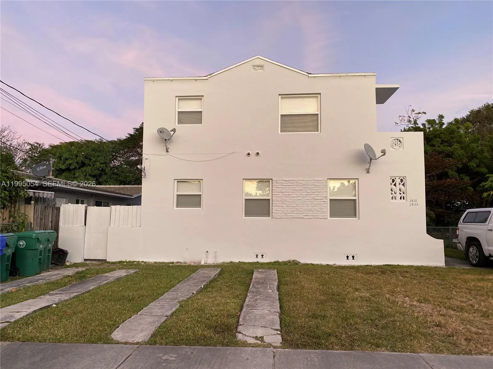 2833 Sw 38th Ave 2833, Miami, Florida 33134, Miami, Florida 33134, 2 Bedrooms Bedrooms, ,1 BathroomBathrooms,Residential Lease,For Rent,2833 Sw 38th Ave 2833, Miami, Florida 33134,A11995054
