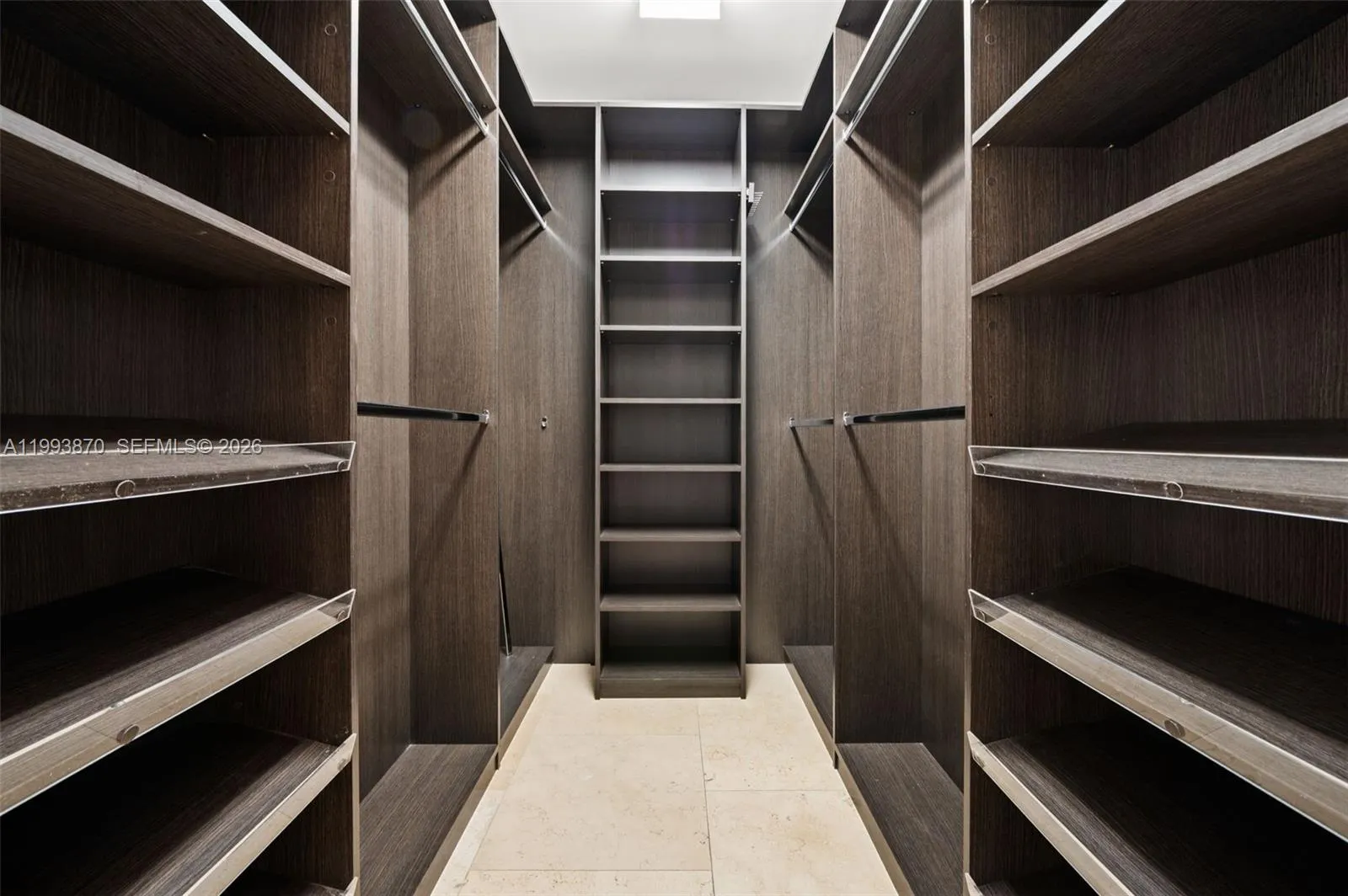 530 Valencia Ave 2, Coral Gables, Florida 33134, Coral Gables, Florida 33134, 4 Bedrooms Bedrooms, ,4 BathroomsBathrooms,Residential Lease,For Rent,530 Valencia Ave 2, Coral Gables, Florida 33134,A11993870