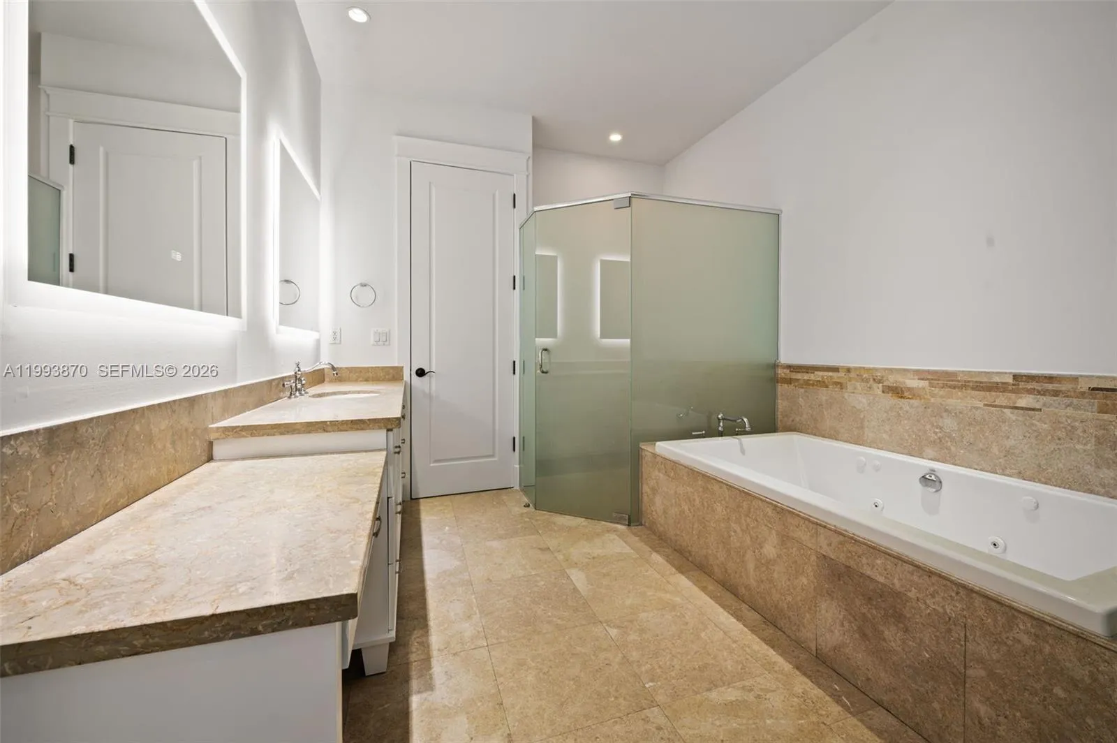 530 Valencia Ave 2, Coral Gables, Florida 33134, Coral Gables, Florida 33134, 4 Bedrooms Bedrooms, ,4 BathroomsBathrooms,Residential Lease,For Rent,530 Valencia Ave 2, Coral Gables, Florida 33134,A11993870