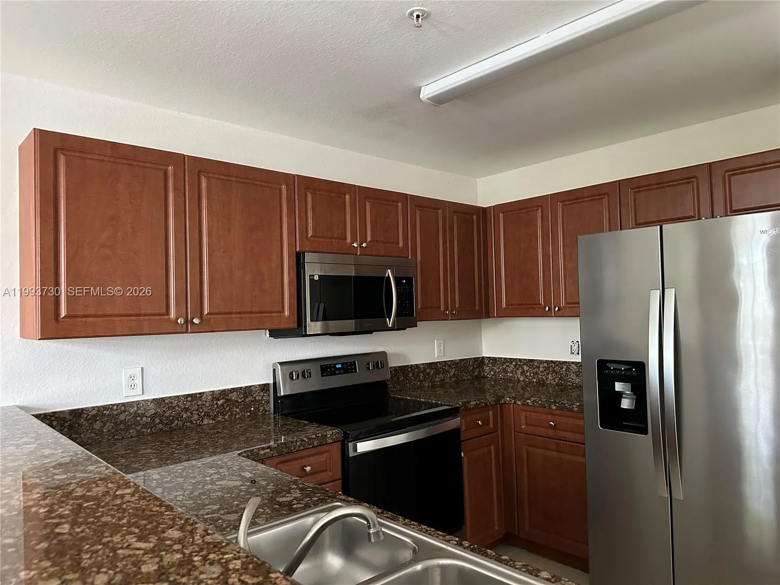 11202 Nw 83rd St 214, Doral, Florida 33178, Doral, Florida 33178, 3 Bedrooms Bedrooms, ,2 BathroomsBathrooms,Residential Lease,For Rent,11202 Nw 83rd St 214, Doral, Florida 33178,A11993730