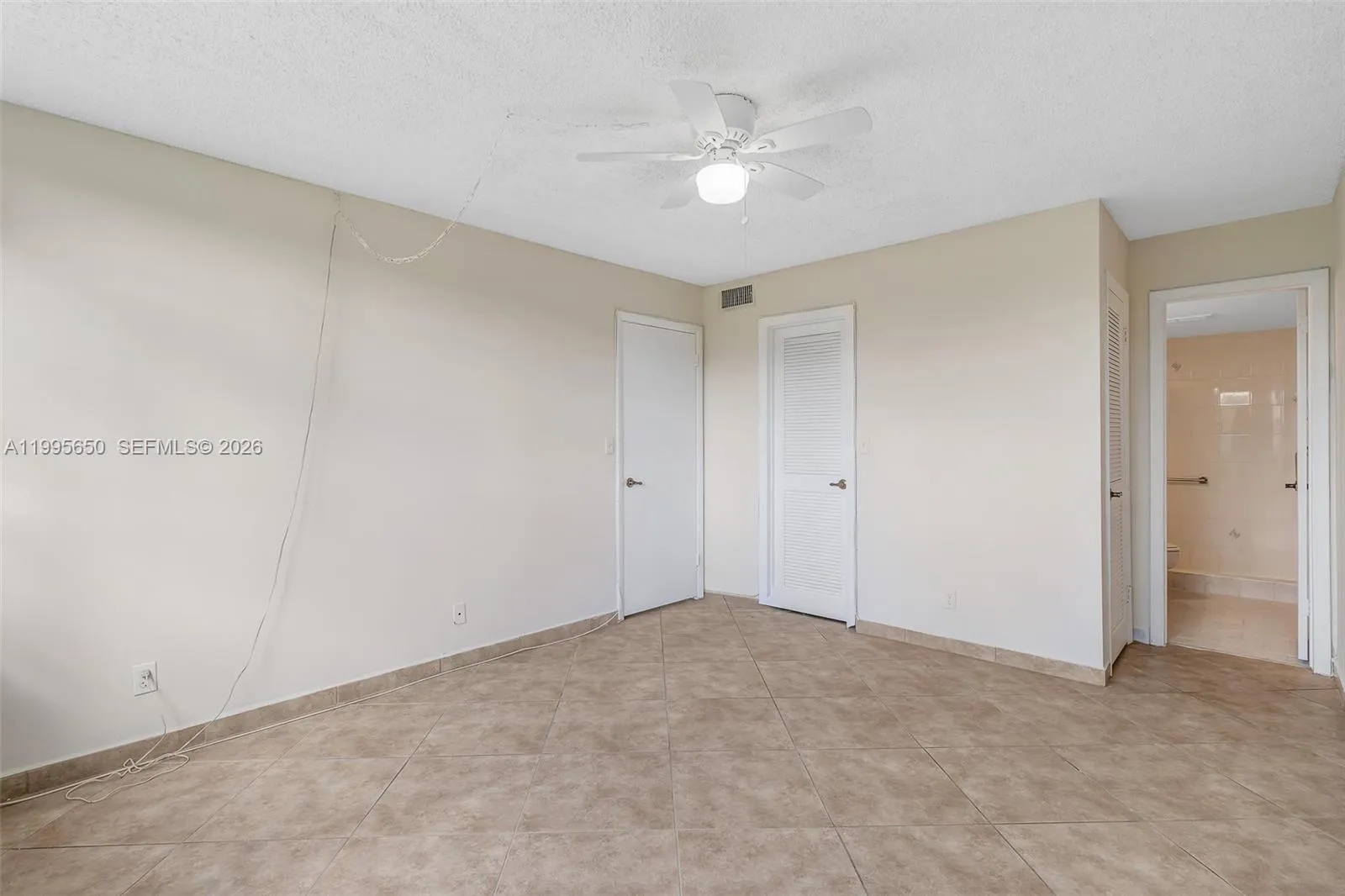 9820 S Hollybrook Lake Dr 106, Pembroke Pines, Flo, Pembroke Pines, Florida 33025, 1 Bedroom Bedrooms, ,1 BathroomBathrooms,Residential,For Sale,9820 S Hollybrook Lake Dr 106, Pembroke Pines, Flo,A11995650